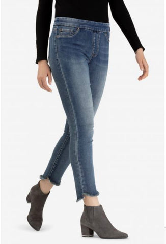 Curved Hem Jegging in Medium Wash